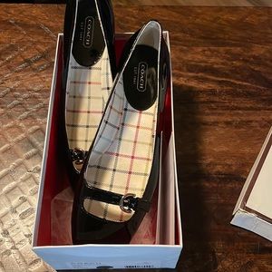 COACH Brand New in Box Ellyce Soft Patent Leather Black Flats